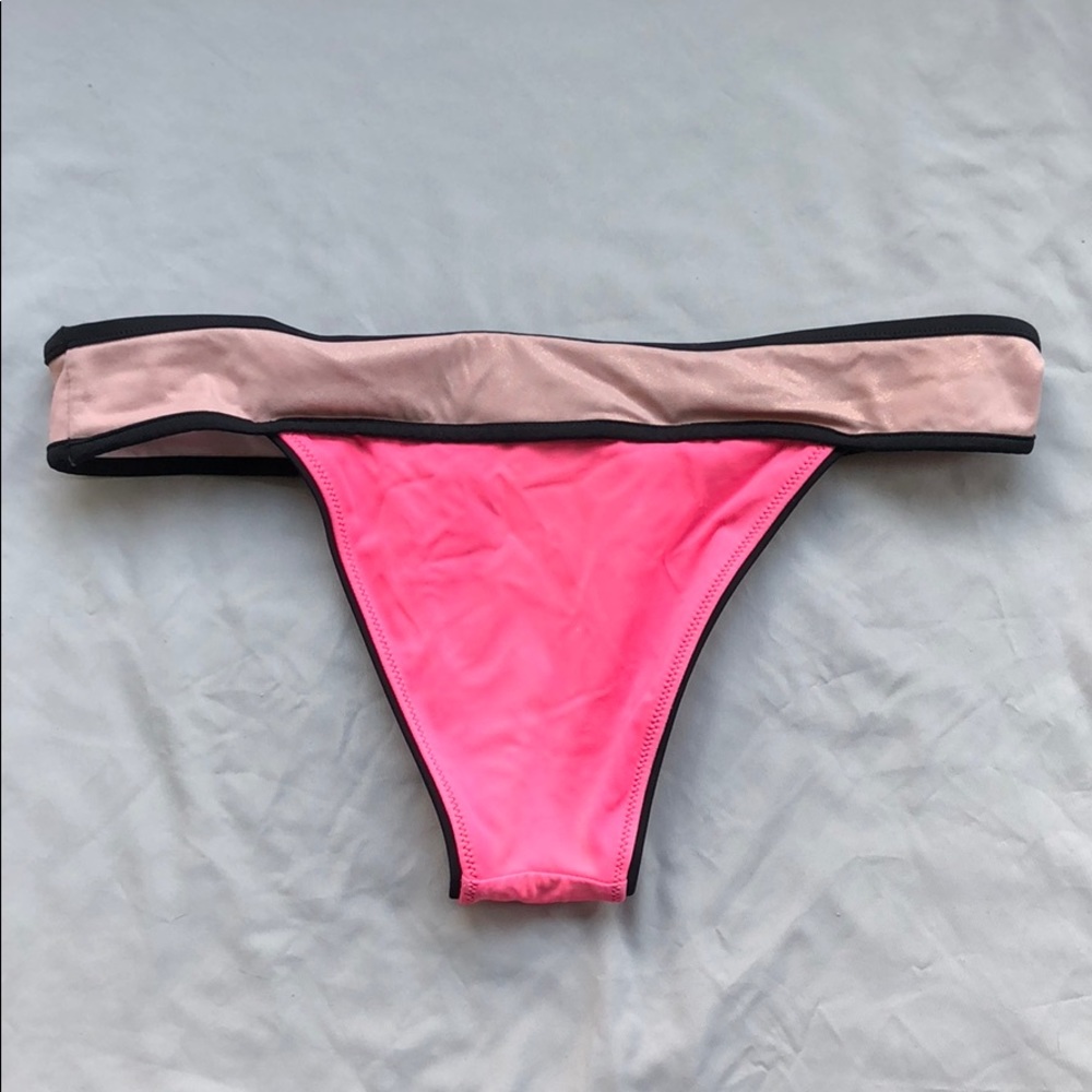 ❌SOLD ❌Pink Victoria’s Secret Two Piece Bikini ☀️ - Picture 6 of 6